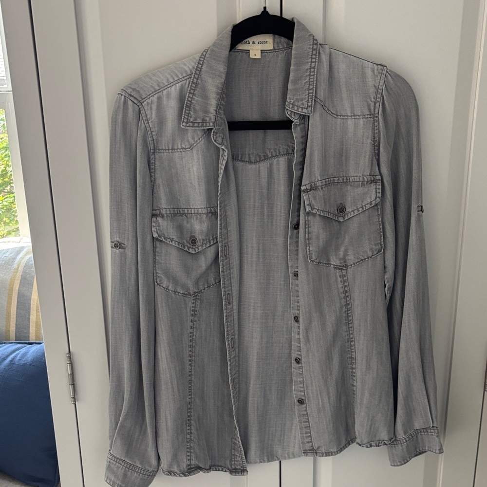 Light Gray Denim Button-Front Women's Shirt